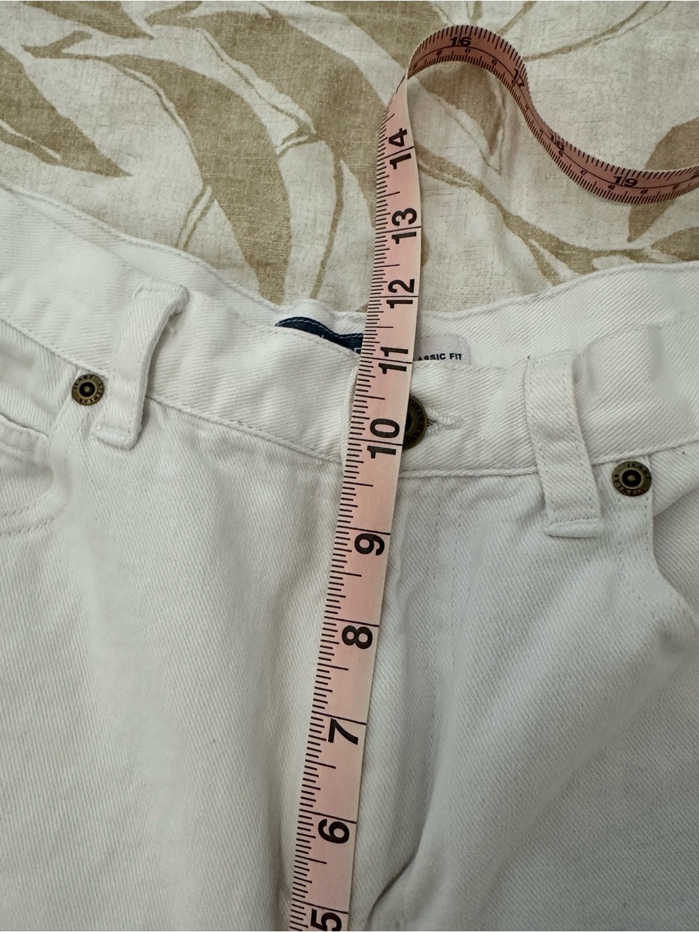 Liz Claiborne White Denim Shorts - Classic Summer Staple - Picture 11 of 11